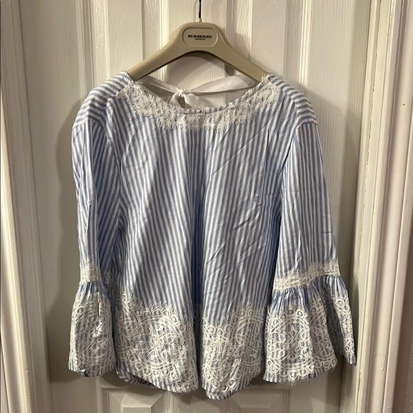 Zara Tops - ZARA WOMAN BLOUSE SIZE LARGE